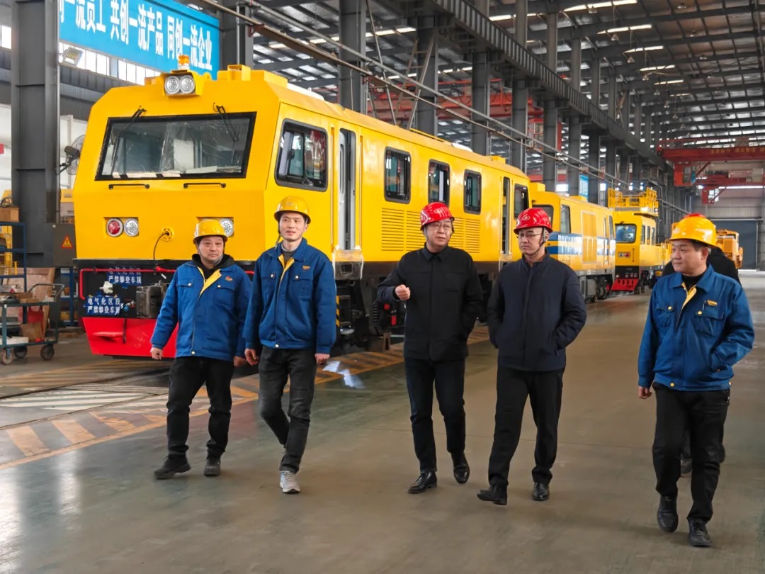 市纪委常委、市委巡察办安雪尽主任莅临时瑞达重工开展走访慰问活动